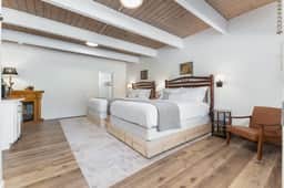 Camp Nelson Lodge Room 2