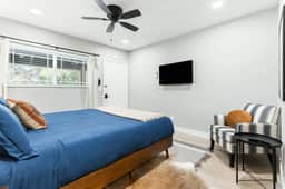 Heather RM4 Sequoia Motel AC, WiFi, Pool
