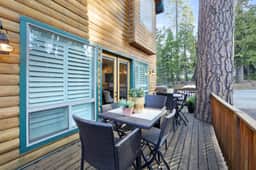 Pine Tree Chalet- Favorite Log Cabin!
