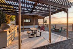Rooftop Spa! Tiny Home on the Farm 