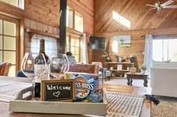 Sierra Nevada Cabin: Arcade & Jacuzzi - Image 2