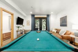 The Lazy Pines Lodge w/ Pool Table & BBQ Grill 