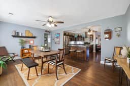 Tulare Vintage Soul House: Pet Friendly, Gym, Bar+