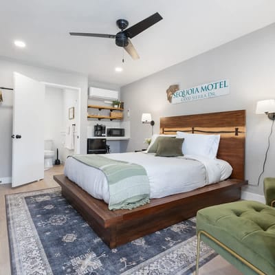 1BR Suite The Belle Sequoia Motel RM 9 w pool 