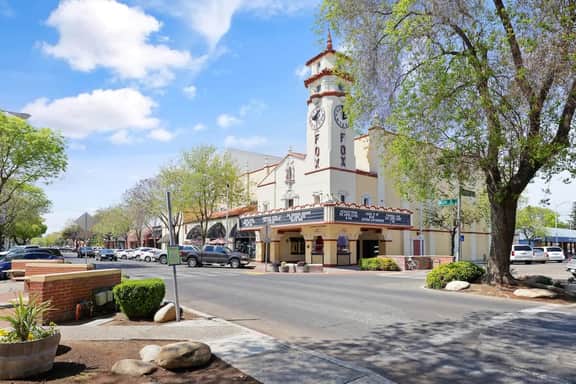 Midtown Loft 301 on Main St DT Visalia