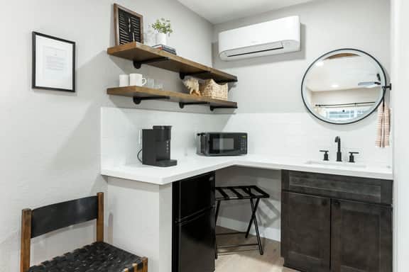Moro RM3 Sequoia Motel- AC, Pool, WiFi, 10min SNP