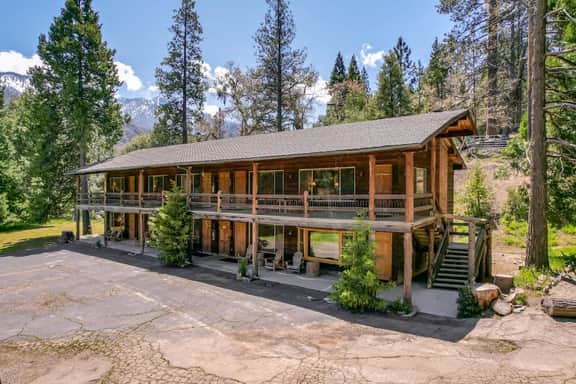 Suite Meadow Camp Nelson Lodge# 7