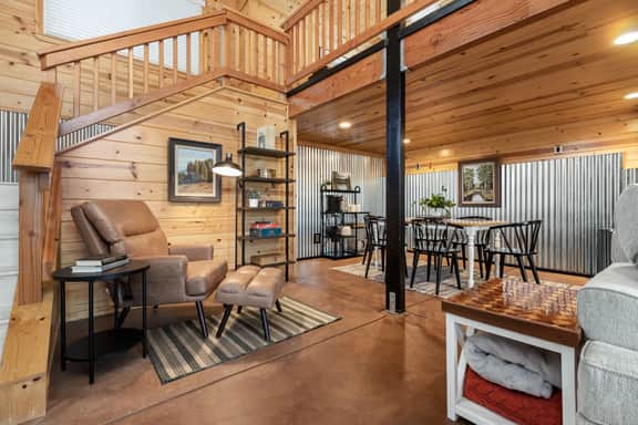 The Pine Loft Family-Friendly Nature Retreat