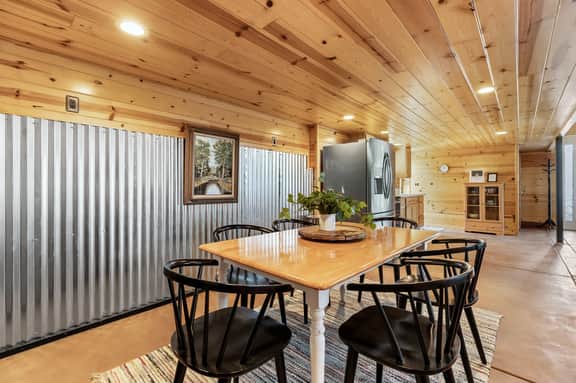 The Pine Loft Family-Friendly Nature Retreat