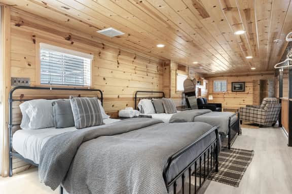 The Pine Loft Family-Friendly Nature Retreat