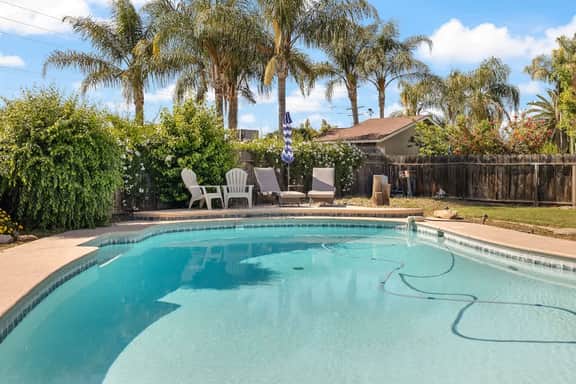 Visalia Luxe CA: 3BR w/ Private Pool, BBQ, & Patio