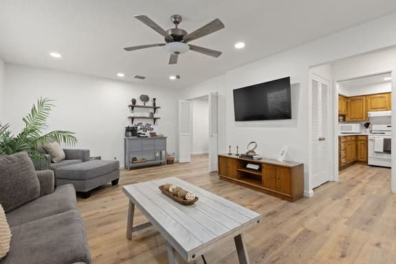 Cali Home Base near NAS w/Game Room