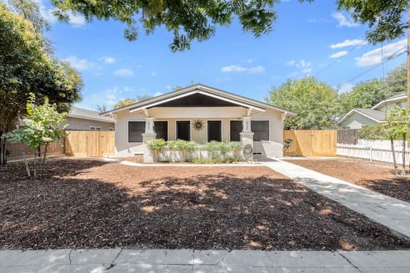 Charming Duplex Retreat Steps from Downtown Visalia
