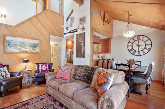 Parker's Peak Cabin w BBQ Grill & Community Pool
