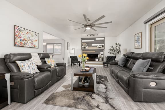 Relaxing Spa & Serenity Pond Retreat in Porterville