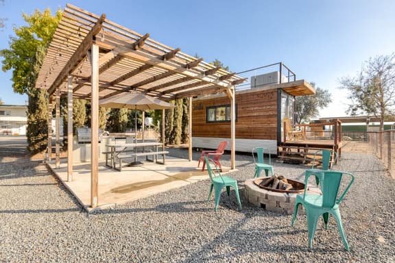 Rooftop Spa! Tiny Home on the Farm 