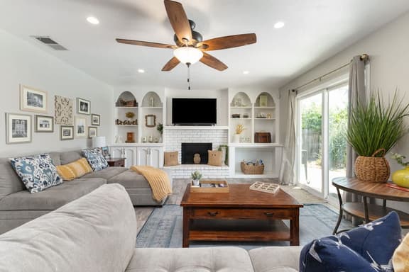 Visalia Luxe CA: 3BR w/ Private Pool, BBQ, & Patio